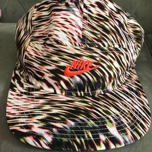Nike Womens Hat NWT- New!